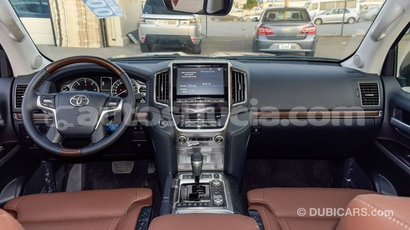 Big with watermark toyota land cruiser anse la raye import dubai 1998