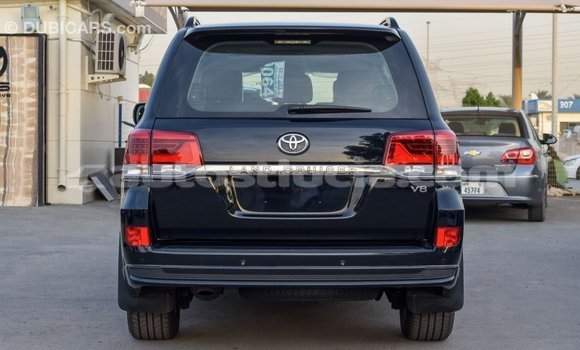 Buy Import Toyota Land Cruiser Black Car in Import - Dubai in Anse-la-Raye Buy Import Toyota Land Cruiser Black Car in Import - Dubai in Anse-la-Raye