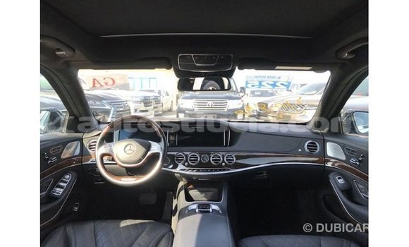 Buy Import Mercedes-Benz 190 (W201) Black Car in Import - Dubai in Anse-la-Raye Buy Import Mercedes-Benz 190 (W201) Black Car in Import - Dubai in Anse-la-Raye