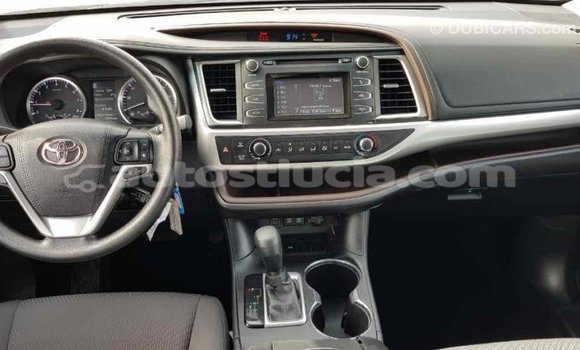 Buy Import Toyota Highlander Brown Car in Import - Dubai in Anse-la-Raye Buy Import Toyota Highlander Brown Car in Import - Dubai in Anse-la-Raye