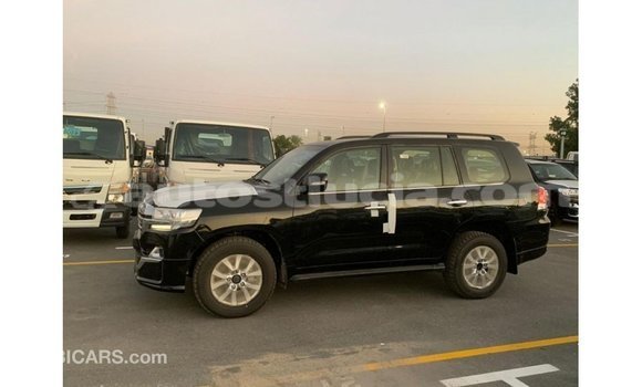 Buy Import Toyota Land Cruiser Black Car in Import - Dubai in Anse-la-Raye Buy Import Toyota Land Cruiser Black Car in Import - Dubai in Anse-la-Raye