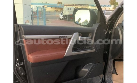Buy Import Toyota Land Cruiser Black Car in Import - Dubai in Anse-la-Raye Buy Import Toyota Land Cruiser Black Car in Import - Dubai in Anse-la-Raye
