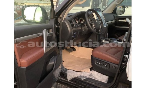 Buy Import Toyota Land Cruiser Black Car in Import - Dubai in Anse-la-Raye Buy Import Toyota Land Cruiser Black Car in Import - Dubai in Anse-la-Raye