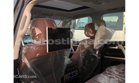 Buy Import Toyota Land Cruiser Black Car in Import - Dubai in Anse-la-Raye Buy Import Toyota Land Cruiser Black Car in Import - Dubai in Anse-la-Raye