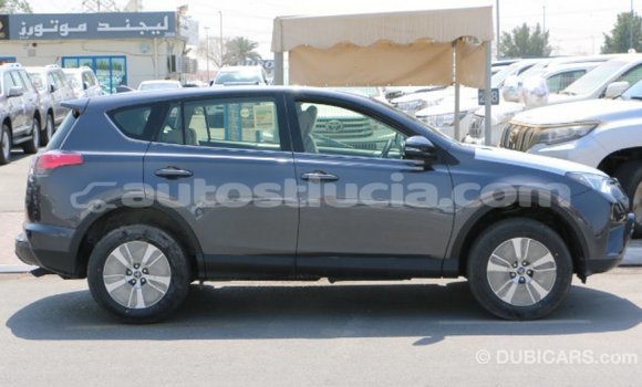 Buy Import Toyota HiAce Other Truck in Import - Dubai in Anse-la-Raye Buy Import Toyota HiAce Other Truck in Import - Dubai in Anse-la-Raye