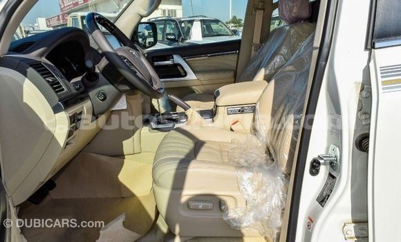 Buy Import Toyota Land Cruiser White Car in Import - Dubai in Anse-la-Raye Buy Import Toyota Land Cruiser White Car in Import - Dubai in Anse-la-Raye