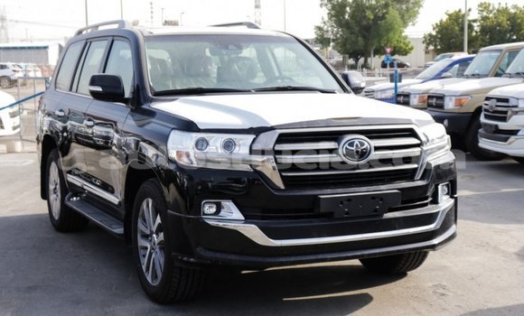 Buy Import Toyota Land Cruiser Black Car in Import - Dubai in Anse-la-Raye Buy Import Toyota Land Cruiser Black Car in Import - Dubai in Anse-la-Raye