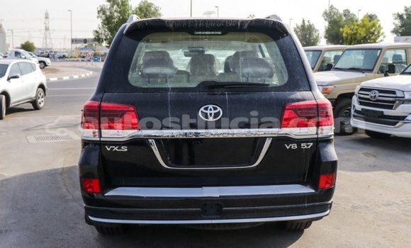 Buy Import Toyota Land Cruiser Black Car in Import - Dubai in Anse-la-Raye Buy Import Toyota Land Cruiser Black Car in Import - Dubai in Anse-la-Raye