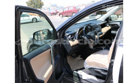 Buy Import Toyota HiAce Other Truck in Import - Dubai in Anse-la-Raye Buy Import Toyota HiAce Other Truck in Import - Dubai in Anse-la-Raye