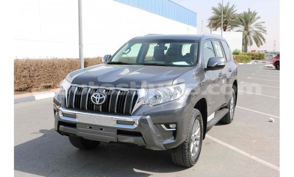 Acheter Import Voiture Toyota Prado Noir à Import - Dubai, Anse-la-Raye Acheter Import Voiture Toyota Prado Noir à Import - Dubai, Anse-la-Raye