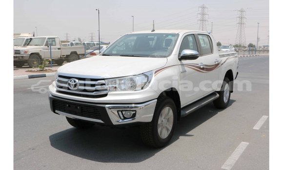 Buy Import Toyota Hilux White Car in Import - Dubai in Anse-la-Raye Buy Import Toyota Hilux White Car in Import - Dubai in Anse-la-Raye