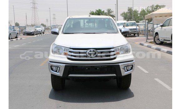 Buy Import Toyota Hilux White Car in Import - Dubai in Anse-la-Raye Buy Import Toyota Hilux White Car in Import - Dubai in Anse-la-Raye