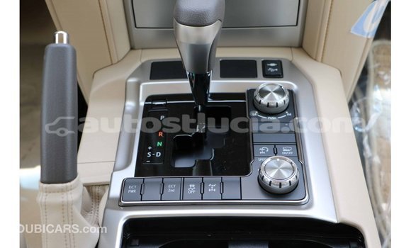 Buy Import Toyota Land Cruiser White Car in Import - Dubai in Anse-la-Raye Buy Import Toyota Land Cruiser White Car in Import - Dubai in Anse-la-Raye