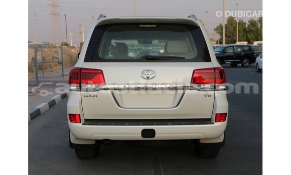 Buy Import Toyota Land Cruiser White Car in Import - Dubai in Anse-la-Raye Buy Import Toyota Land Cruiser White Car in Import - Dubai in Anse-la-Raye