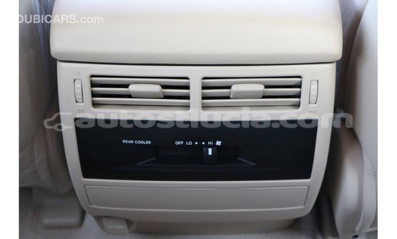 Buy Import Toyota Land Cruiser White Car in Import - Dubai in Anse-la-Raye Buy Import Toyota Land Cruiser White Car in Import - Dubai in Anse-la-Raye