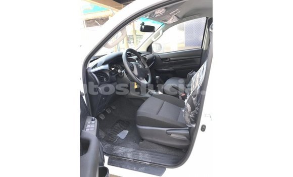 Buy Import Toyota Hilux White Car in Import - Dubai in Anse-la-Raye Buy Import Toyota Hilux White Car in Import - Dubai in Anse-la-Raye