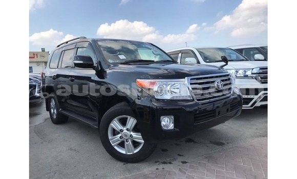 Acheter Import Voiture Toyota Land Cruiser Noir à Import - Dubai, Anse-la-Raye Acheter Import Voiture Toyota Land Cruiser Noir à Import - Dubai, Anse-la-Raye