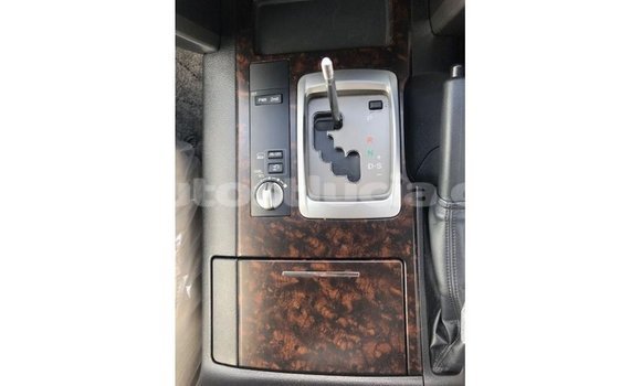 Acheter Import Voiture Toyota Land Cruiser Noir à Import - Dubai, Anse-la-Raye Acheter Import Voiture Toyota Land Cruiser Noir à Import - Dubai, Anse-la-Raye