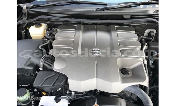 Acheter Import Voiture Toyota Land Cruiser Noir à Import - Dubai, Anse-la-Raye Acheter Import Voiture Toyota Land Cruiser Noir à Import - Dubai, Anse-la-Raye