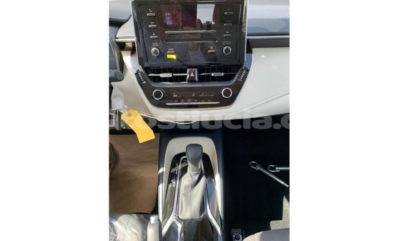 Acheter Import Voiture Toyota Corolla Blanc à Import - Dubai, Anse-la-Raye Acheter Import Voiture Toyota Corolla Blanc à Import - Dubai, Anse-la-Raye