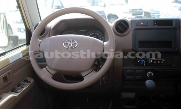 Buy Import Toyota Land Cruiser Beige Car in Import - Dubai in Anse-la-Raye Buy Import Toyota Land Cruiser Beige Car in Import - Dubai in Anse-la-Raye