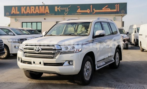 Buy Import Toyota Land Cruiser White Car in Import - Dubai in Anse-la-Raye Buy Import Toyota Land Cruiser White Car in Import - Dubai in Anse-la-Raye