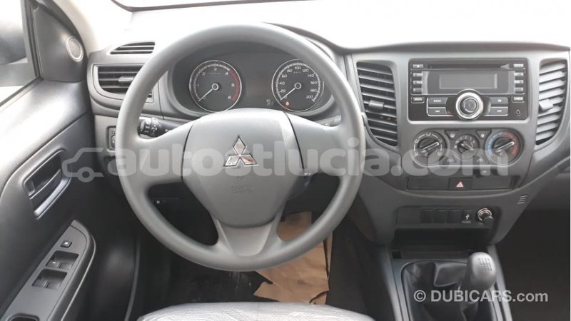 Big with watermark mitsubishi l200 anse la raye import dubai 2042