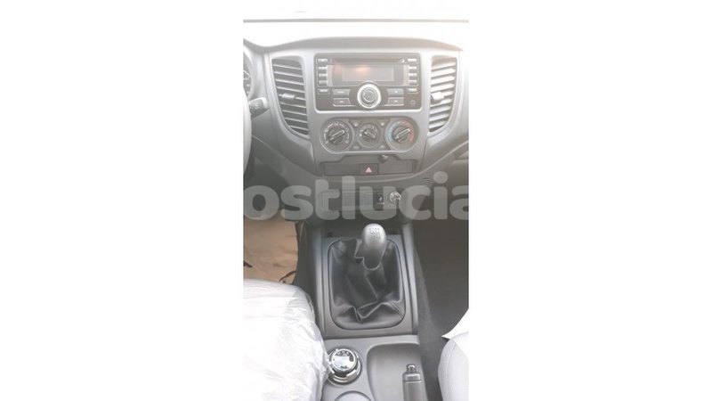 Big with watermark mitsubishi l200 anse la raye import dubai 2042