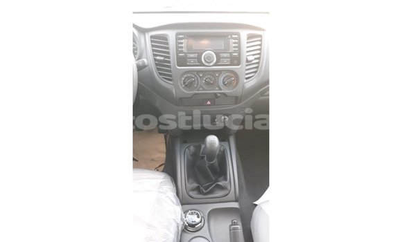 Buy Import Mitsubishi L200 White Car in Import - Dubai in Anse-la-Raye Buy Import Mitsubishi L200 White Car in Import - Dubai in Anse-la-Raye