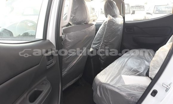 Buy Import Mitsubishi L200 White Car in Import - Dubai in Anse-la-Raye Buy Import Mitsubishi L200 White Car in Import - Dubai in Anse-la-Raye