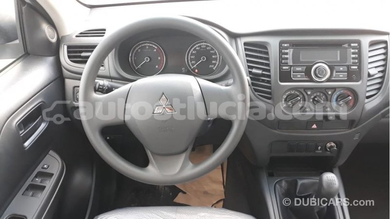 Big with watermark mitsubishi l200 anse la raye import dubai 2044