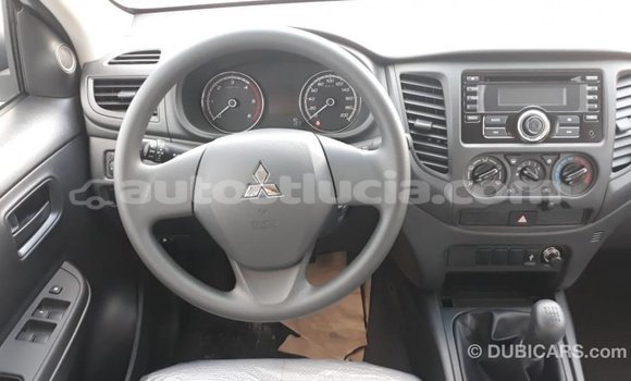 Buy Import Mitsubishi L200 White Car in Import - Dubai in Anse-la-Raye Buy Import Mitsubishi L200 White Car in Import - Dubai in Anse-la-Raye