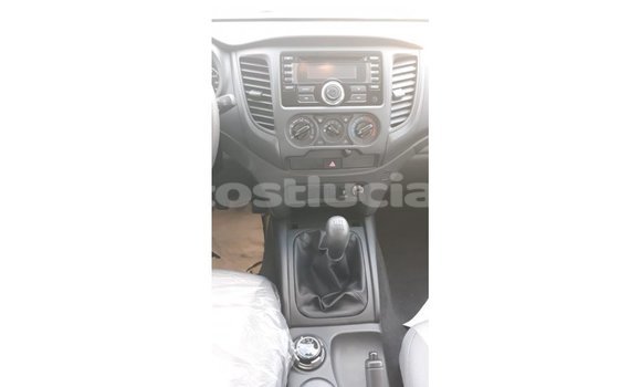 Buy Import Mitsubishi L200 White Car in Import - Dubai in Anse-la-Raye Buy Import Mitsubishi L200 White Car in Import - Dubai in Anse-la-Raye
