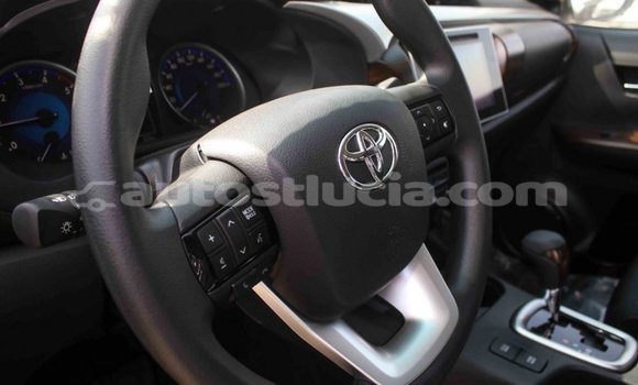 Buy Import Toyota Hilux White Car in Import - Dubai in Anse-la-Raye Buy Import Toyota Hilux White Car in Import - Dubai in Anse-la-Raye