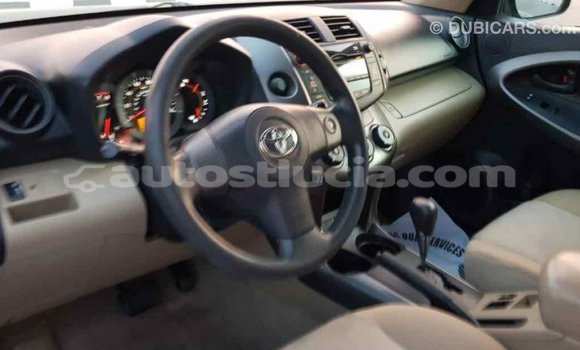 Buy Import Toyota HiAce Blue Truck in Import - Dubai in Anse-la-Raye Buy Import Toyota HiAce Blue Truck in Import - Dubai in Anse-la-Raye
