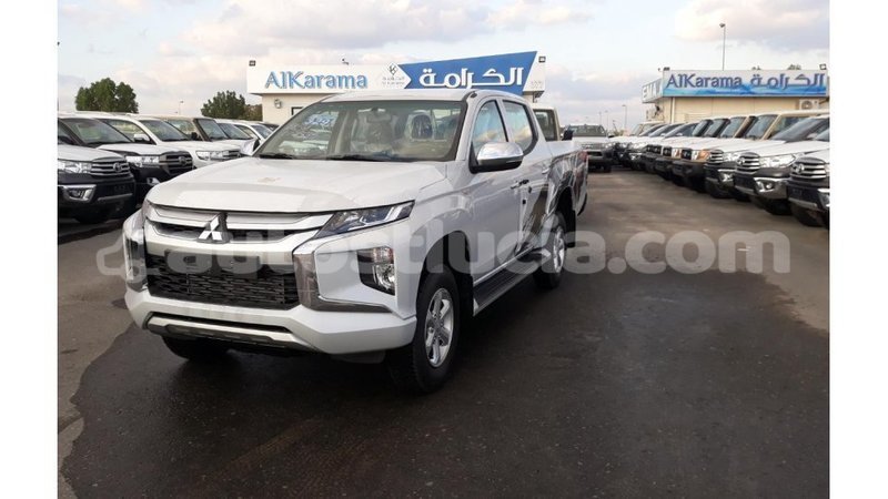 Big with watermark mitsubishi l200 anse la raye import dubai 2047