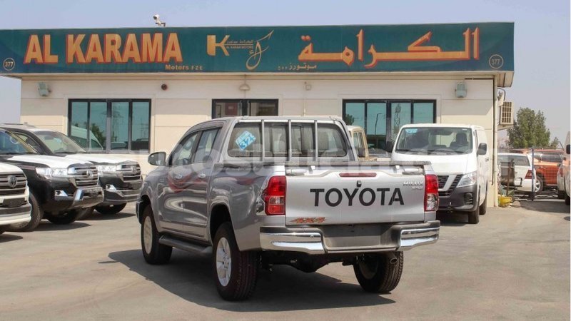 Big with watermark toyota hilux anse la raye import dubai 2048