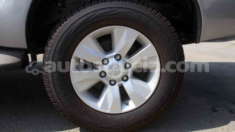 Big with watermark toyota hilux anse la raye import dubai 2048