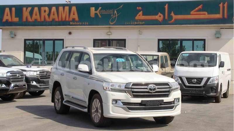 Big with watermark toyota land cruiser anse la raye import dubai 2051