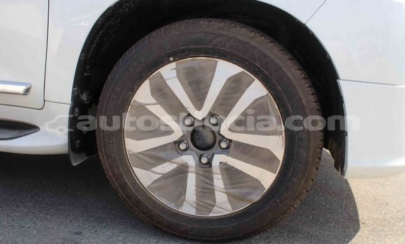 Buy Import Toyota Land Cruiser White Car in Import - Dubai in Anse-la-Raye Buy Import Toyota Land Cruiser White Car in Import - Dubai in Anse-la-Raye