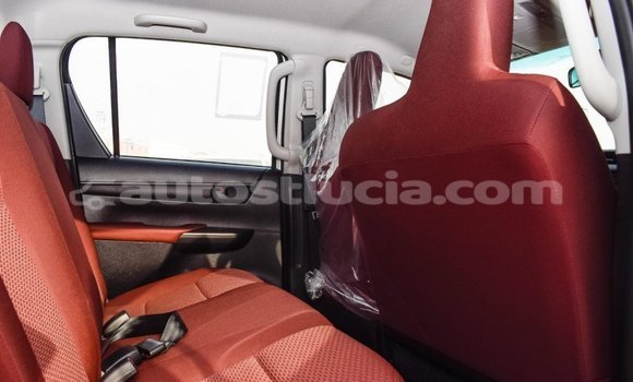 Buy Import Toyota Hilux White Car in Import - Dubai in Anse-la-Raye Buy Import Toyota Hilux White Car in Import - Dubai in Anse-la-Raye