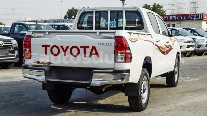 Big with watermark toyota hilux anse la raye import dubai 2053