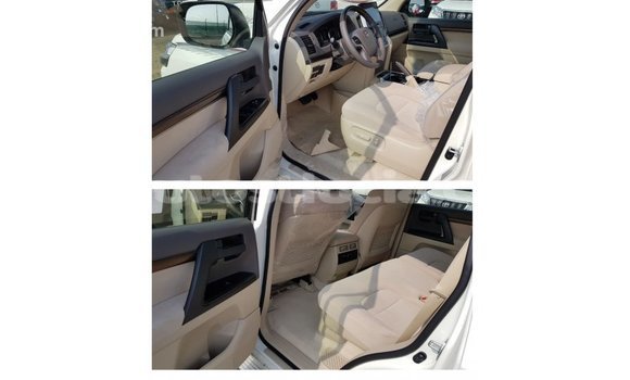 Buy Import Toyota Land Cruiser White Car in Import - Dubai in Anse-la-Raye Buy Import Toyota Land Cruiser White Car in Import - Dubai in Anse-la-Raye