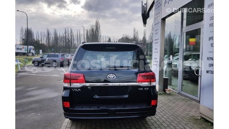Big with watermark toyota land cruiser anse la raye import dubai 2073