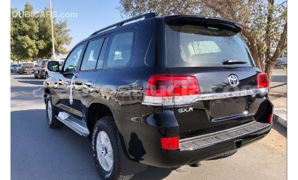 Buy Import Toyota Land Cruiser Black Car in Import - Dubai in Anse-la-Raye Buy Import Toyota Land Cruiser Black Car in Import - Dubai in Anse-la-Raye