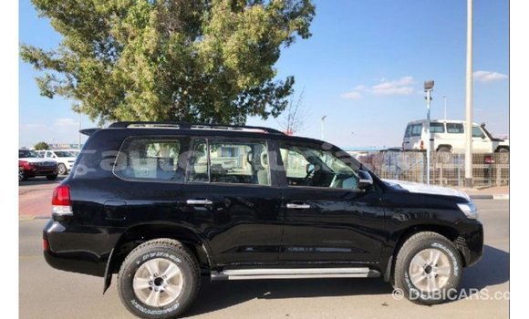 Buy Import Toyota Land Cruiser Black Car in Import - Dubai in Anse-la-Raye Buy Import Toyota Land Cruiser Black Car in Import - Dubai in Anse-la-Raye