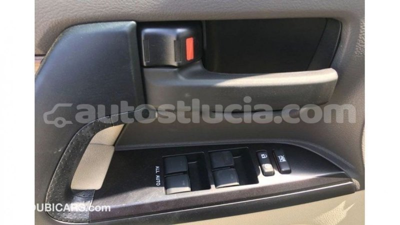 Big with watermark toyota land cruiser anse la raye import dubai 2089