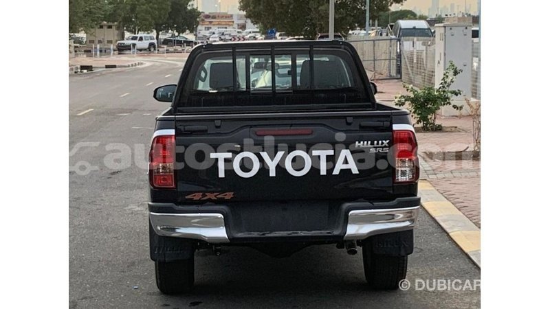 Big with watermark toyota hilux anse la raye import dubai 2091