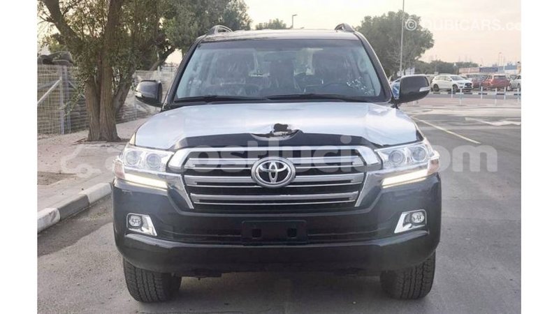 Big with watermark toyota land cruiser anse la raye import dubai 2095