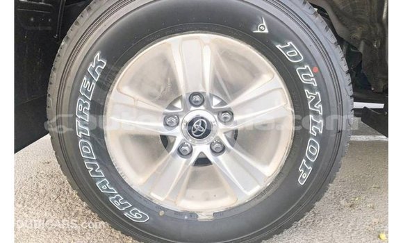 Acheter Import Voiture Toyota Land Cruiser Noir à Import - Dubai, Anse-la-Raye Acheter Import Voiture Toyota Land Cruiser Noir à Import - Dubai, Anse-la-Raye